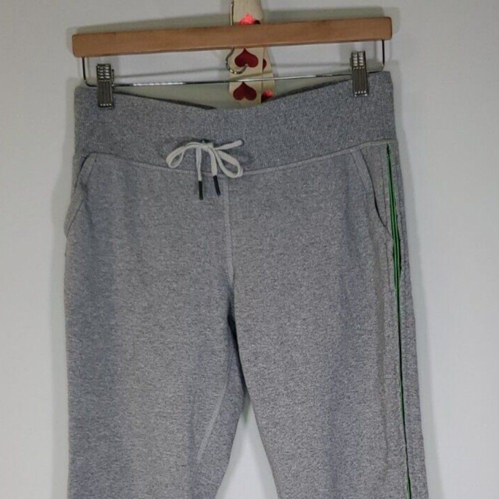 Lululemon jogger Sweetpant with side full leg Green zip detail Tapered Leg US 6